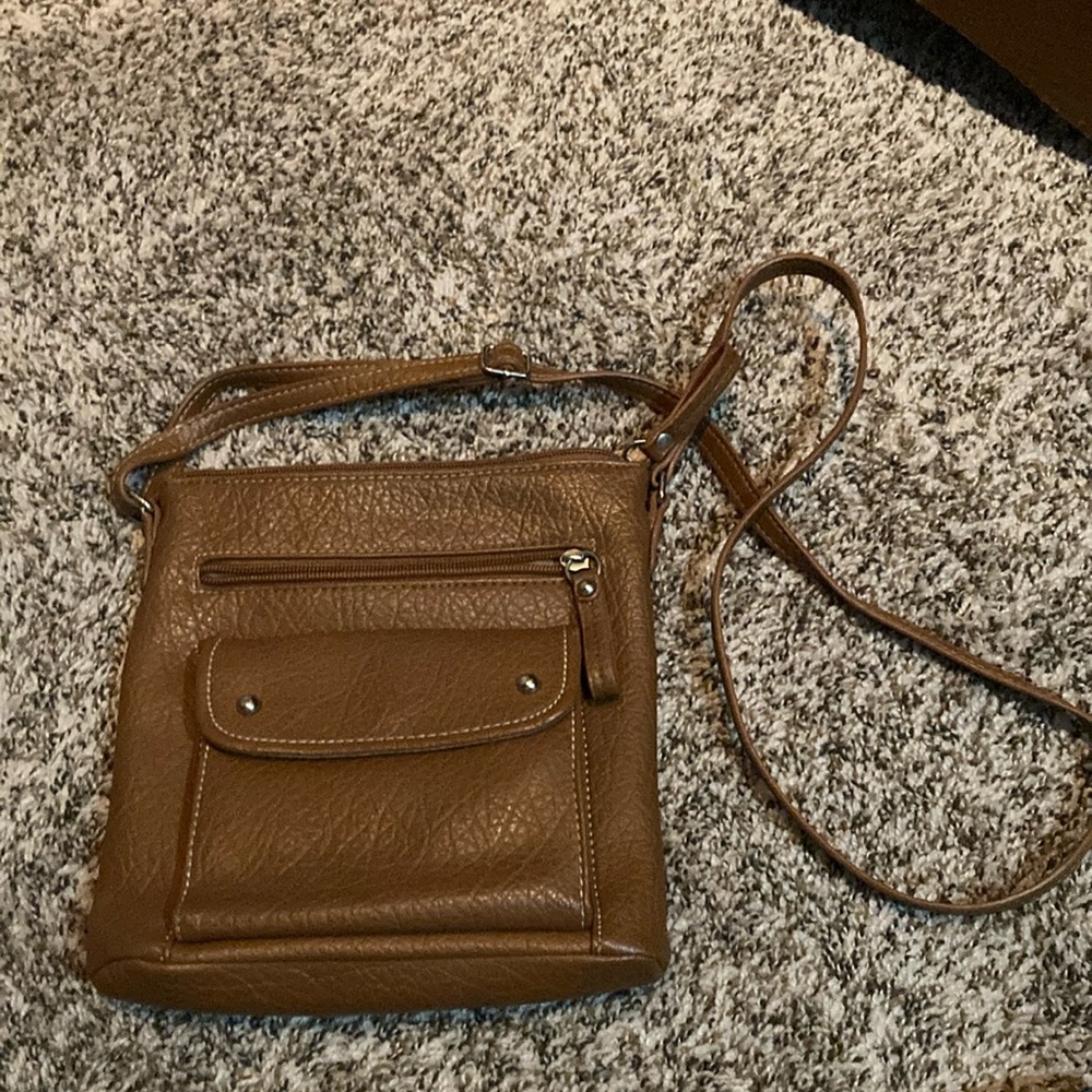 Kelly & Katie cross body bag